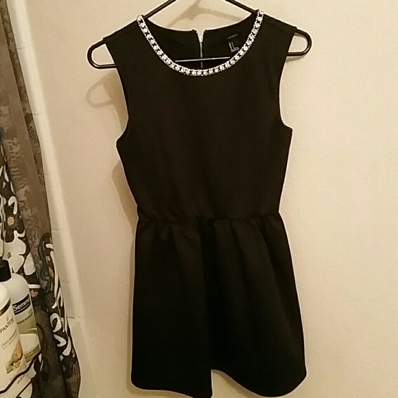 Little black dress - Picture 2 of 4