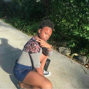 Meet your Posher, Amber