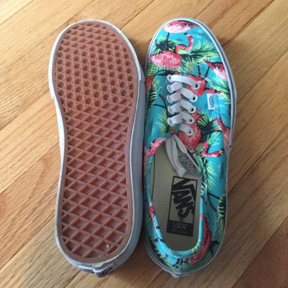Vans - Picture 2 of 3