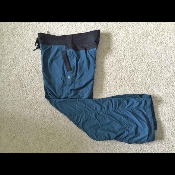 Lululemon Studio Pant II Lined 6 Black/Blue (RARE)