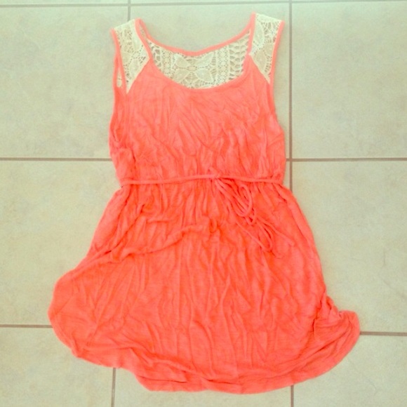 Liz Lange Other - NWOT Coral & Crochet Beach Cover Up