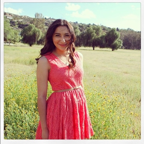 Meet your Posher, Leilany - Picture 1 of 1