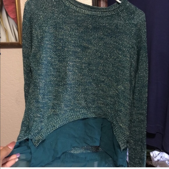 Medium MM sweater