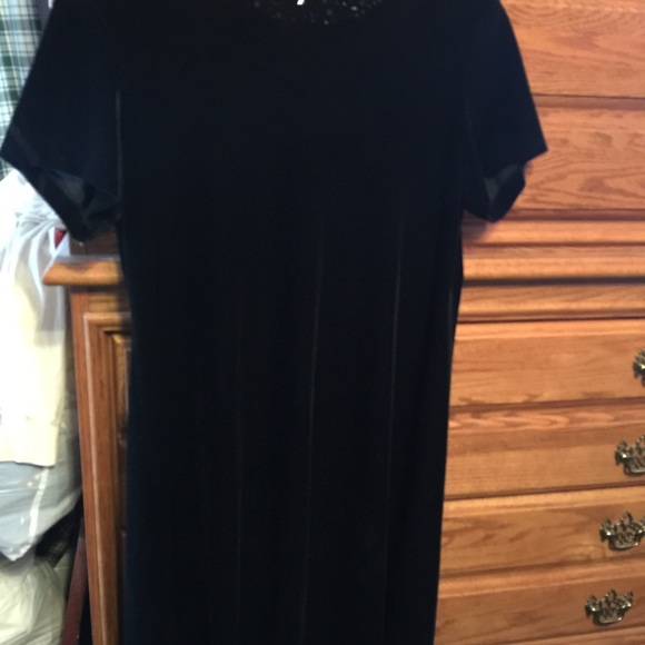 Dress by J. R. Nites by Caliendo - Picture 2 of 2