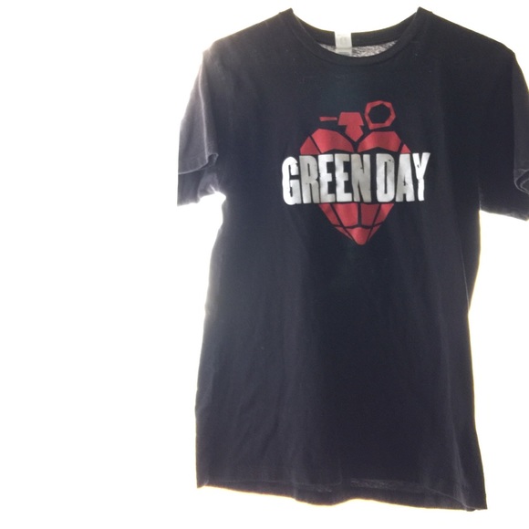 Green Day tshirt