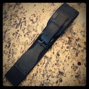 Black express belt