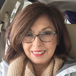 Meet your Posher, Kim