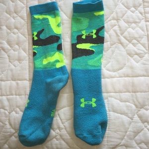 Gently used under armour socks