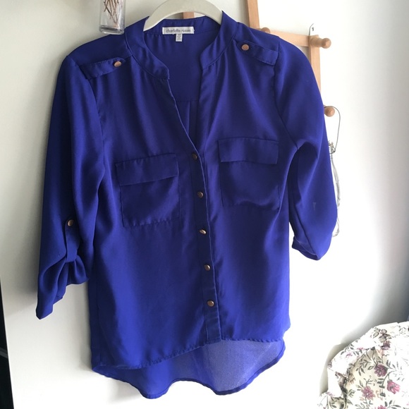 Adorable royal blue shirt!