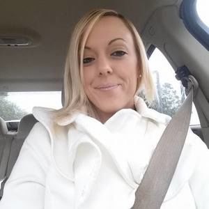 Meet your Posher, Laurie