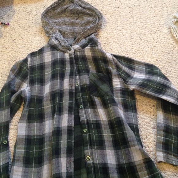 Hooded plaid shirt