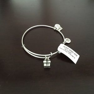 Alex and Ani never worn present bracelet