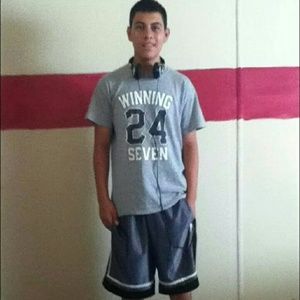 Meet your Posher, Cesar