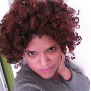 Meet your Posher, Roxana