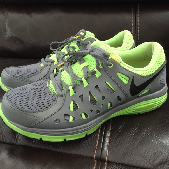 Men's sneakers