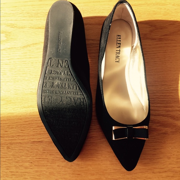 black suede flats with bow - Picture 4 of 4