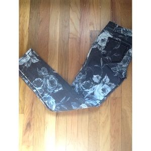 Floral Skinny Jeans ||