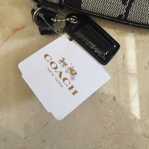 NEW WITH TAGS: Coach Wristlet 💜 - Picture 2 of 3