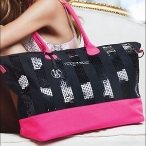 Like new Victoria secret Weekend tote