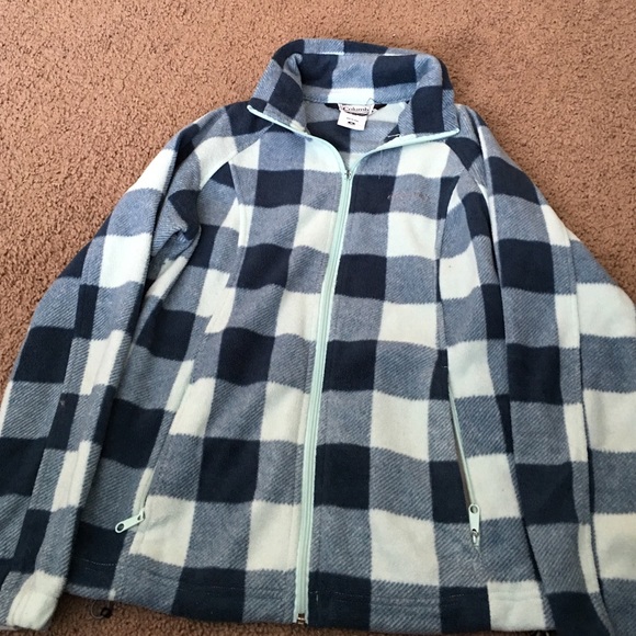 Columbia jacket. Great condition . Medium .