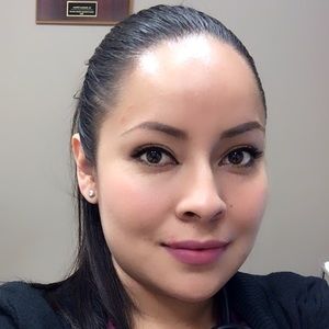 Meet your Posher, Juana