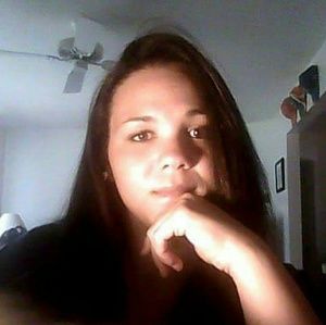 Meet your Posher, Cara