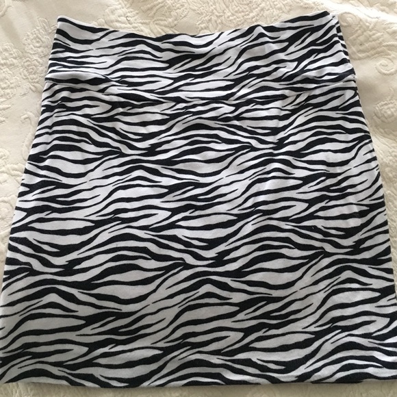 Zebra print bodycon skirt