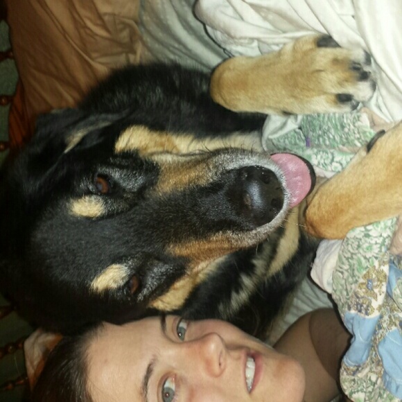 Meet your Posher, Katie - Picture 1 of 1