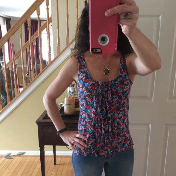 Forever 21 Ruffled tank