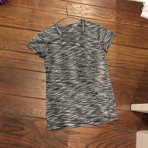 v neck