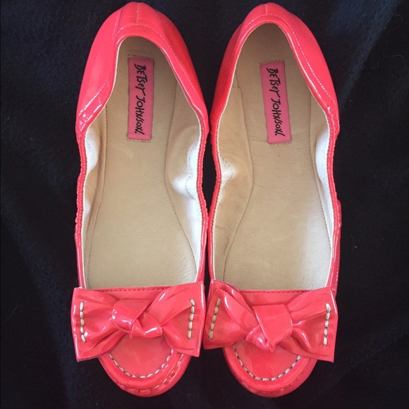 Pink Shoes/Flats with Bows