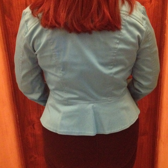 Turquoise jacket - Picture 3 of 4