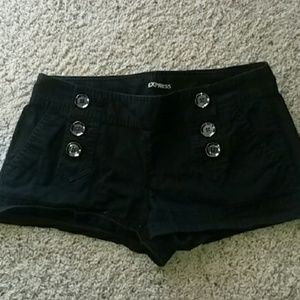Express sz 2 Black shorts