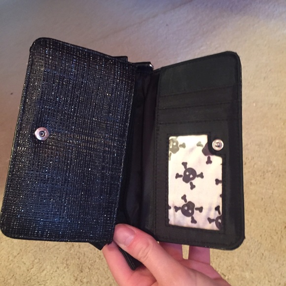 Wallet - Picture 2 of 2