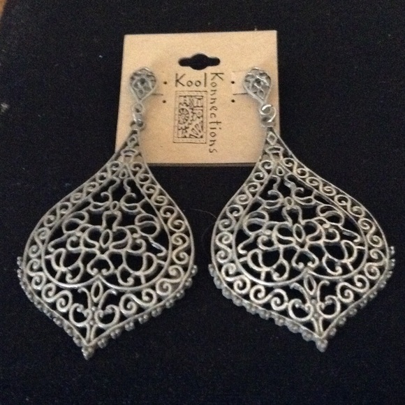 Kool Konnections Earrings - Picture 1 of 2