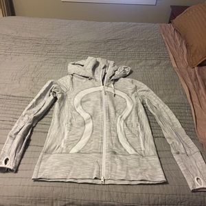 Lululemon Zip Up Jacket. Size 8