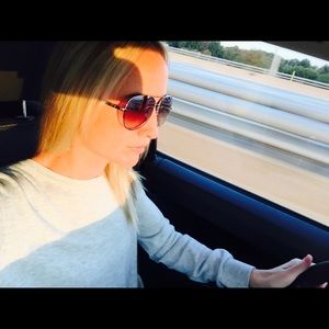 Meet your Posher, Stacey