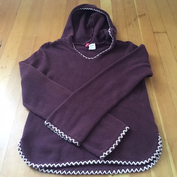 H&M Sweaters - H&M burgundy hooded sweater size 6 (European), XS