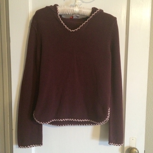 H&M burgundy hooded sweater size 6 (European), XS - Picture 2 of 4