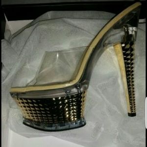 Pleaser heels NIB