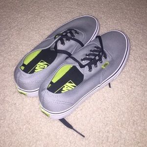 BRAND NEW Vans shoes