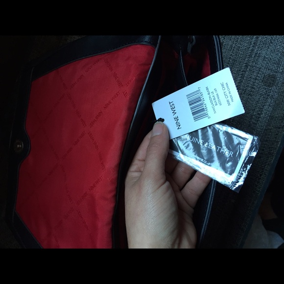 NWT Leather Nine West Bag - Picture 3 of 4