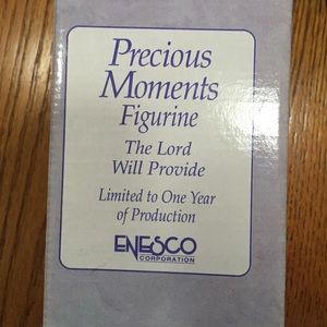 SOLD ON ANOTHER SITE Precious Moments Figurine