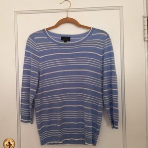 Light weight cashmere sweater