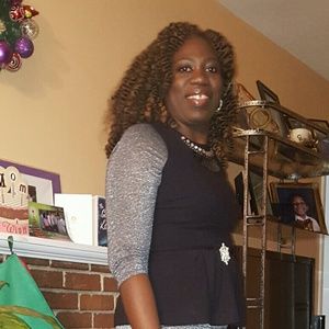 Meet your Posher, Paula