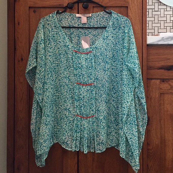 Drape sheer top