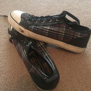 Hilfiger plaid shoes