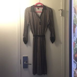 Sophisticated professional dress with 3/4 sleeves