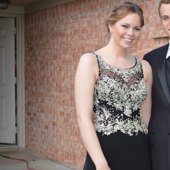 PROM DRESS FOR SALE