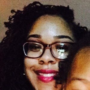 Meet your Posher, Michele